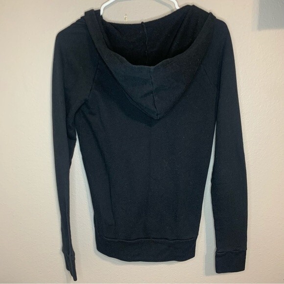 Fabletics Black Cozy Sweatshirt - Picture 3 of 5